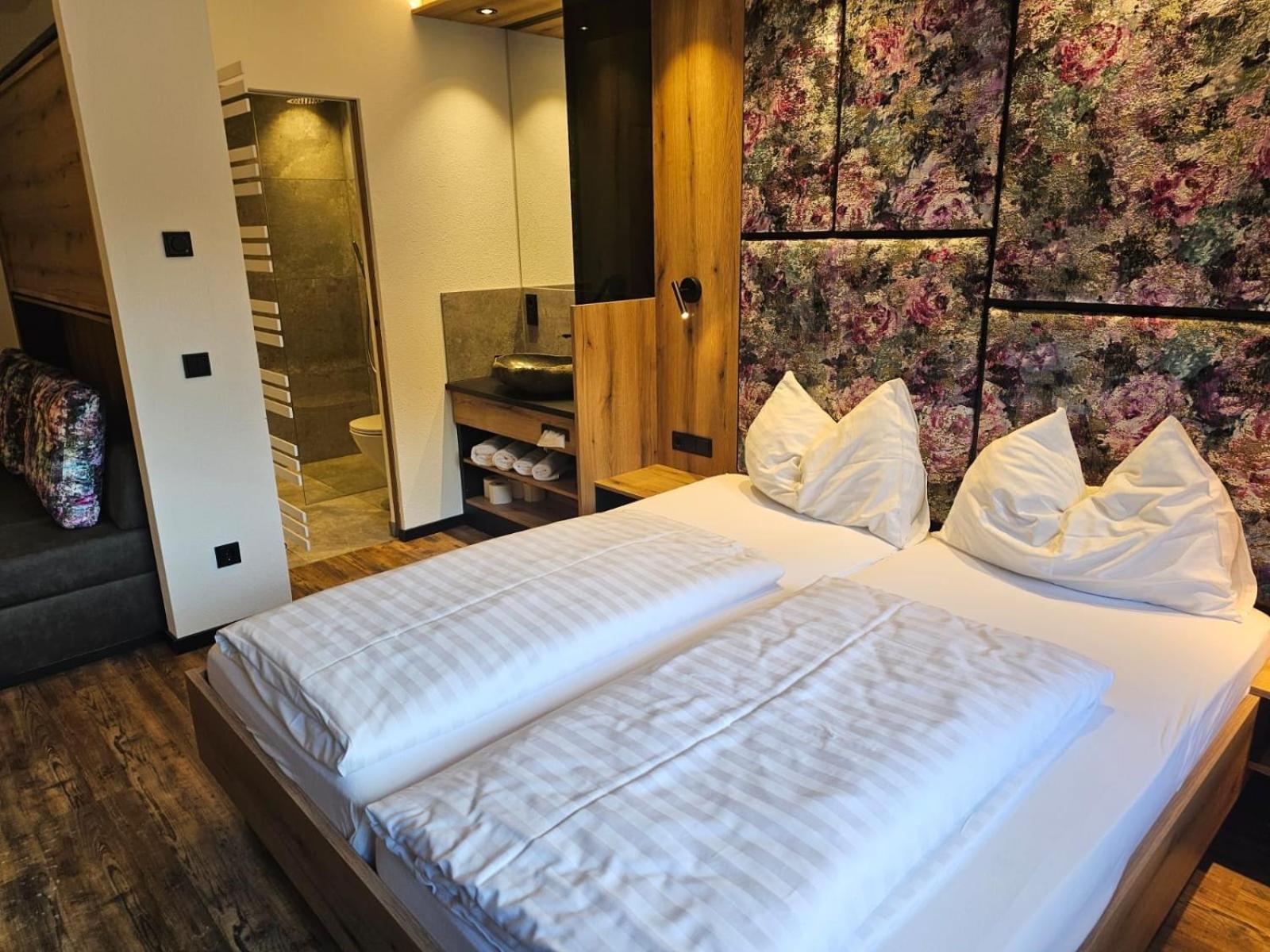Aschau Im Zillertal First Mountain Hotel Zillertal מראה חיצוני תמונה