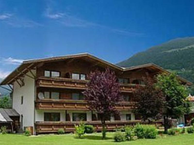 Aschau Im Zillertal First Mountain Hotel Zillertal מראה חיצוני תמונה